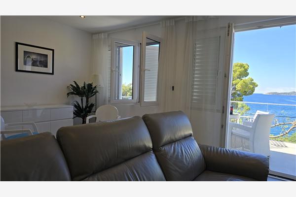 Apartment A1, for 6 persons