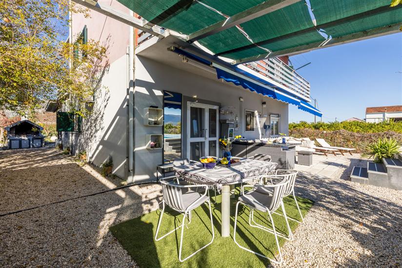 Apartments Holiday home Book