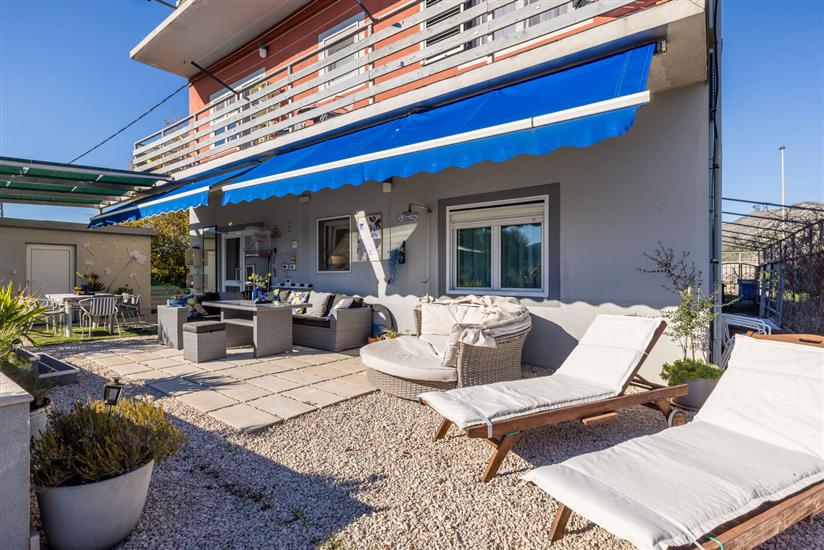 Apartments Holiday home Book