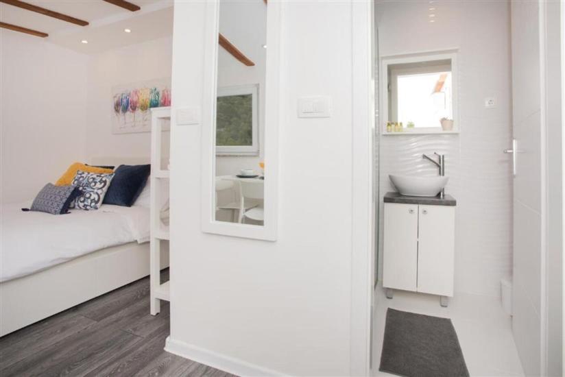 Apartment A1, for 2 persons