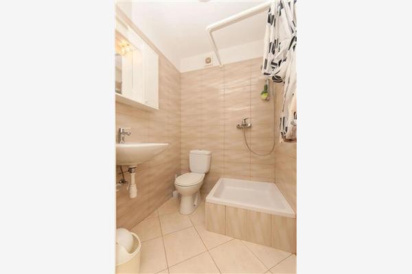 Apartment A1, for 9 persons