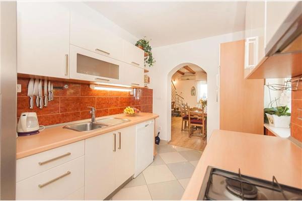 Apartment A1, for 9 persons