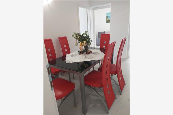Apartment A1, for 6 persons
