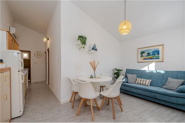 Apartment A2, for 5 persons