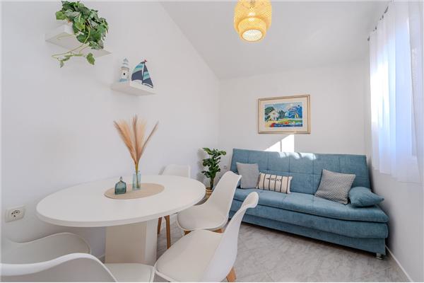 Apartment A2, for 5 persons