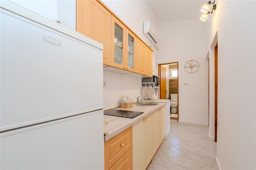 Apartment A2, for 5 persons
