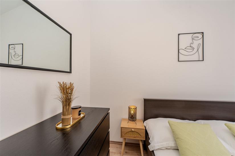 Apartment A2, for 5 persons