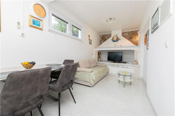 House K1, for 9 persons