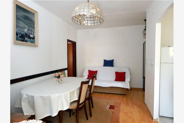 Apartment A1, for 6 persons
