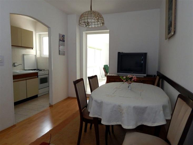 Apartment A1, for 6 persons