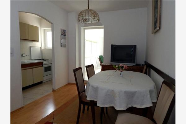 Apartment A1, for 6 persons