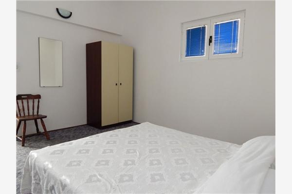 Apartment A1, for 6 persons