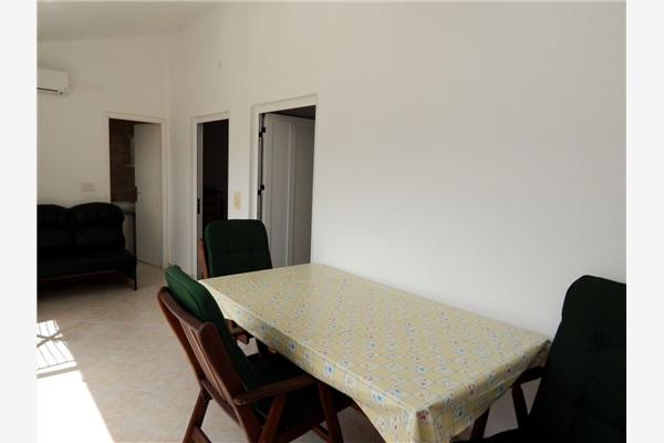 Apartment A1, for 6 persons