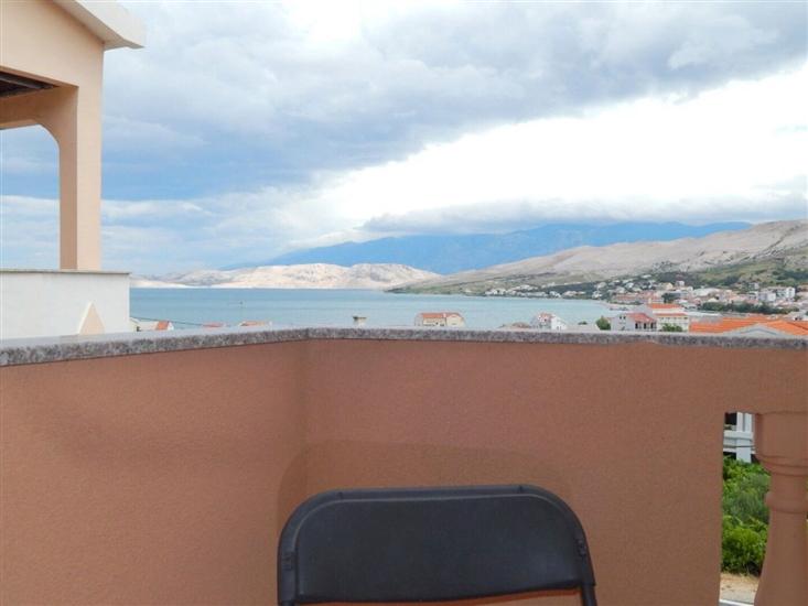 Apartment A1, for 6 persons