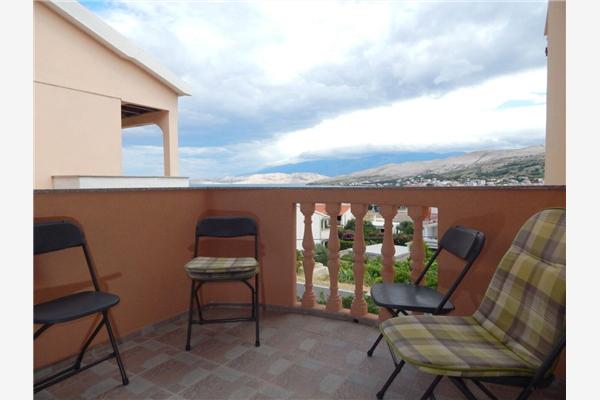 Apartment A1, for 6 persons