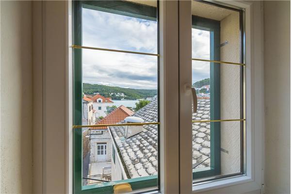 Room S208, for 1 persons