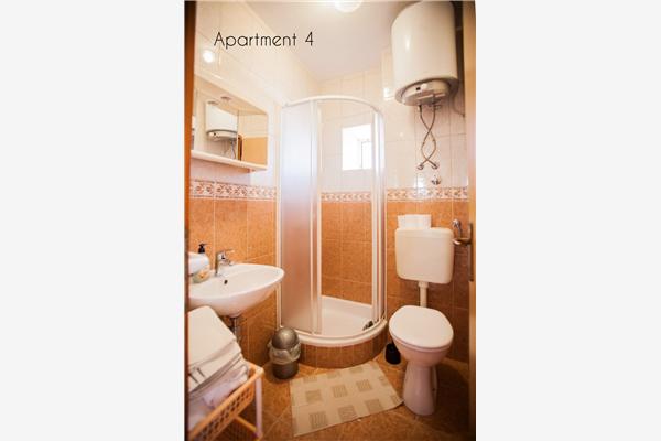 Apartment A4, for 4 persons