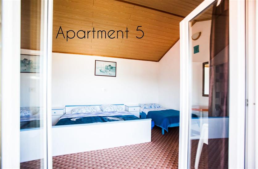 Apartment A5, for 4 persons