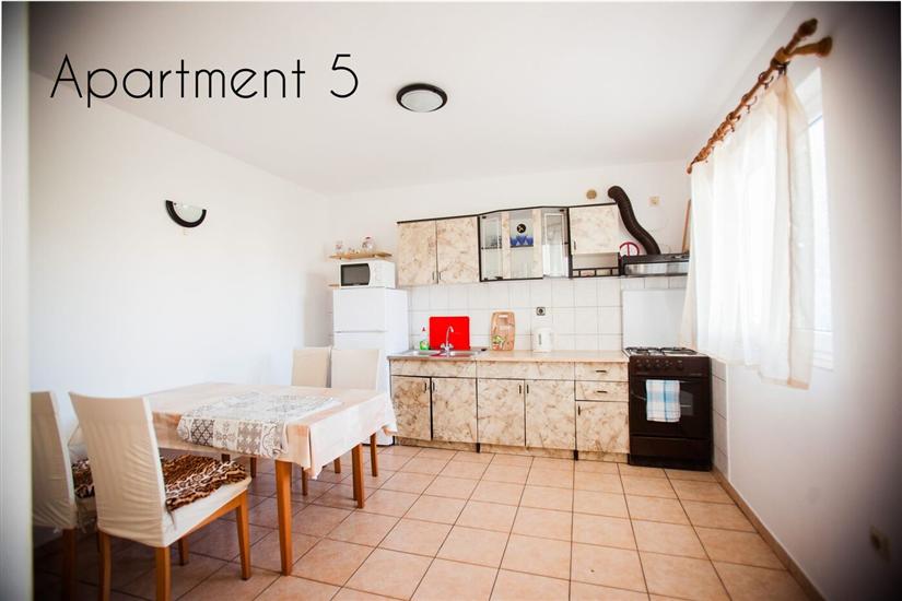Apartment A5, for 4 persons