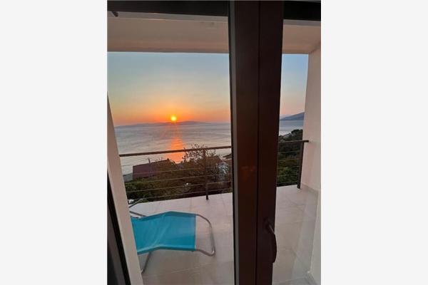 Apartment A1, for 8 persons