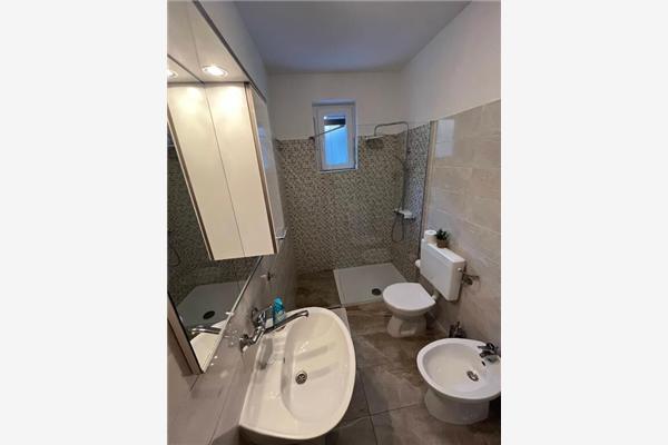 Apartment A1, for 8 persons