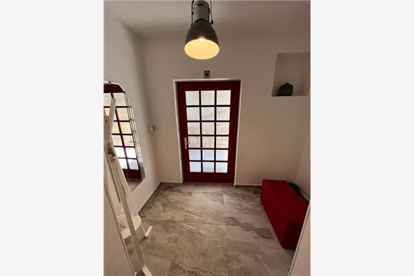 Apartment A1, for 8 persons