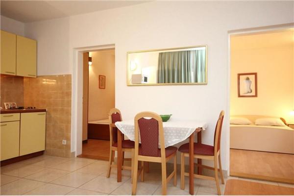 Apartman A1, na 5 osebe