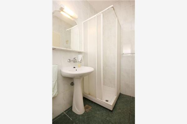 Apartman A2, na 5 osebe