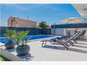 вилла Elegance Escape Vodice, квадратура 140,00 m2, размещение с бассейном, Воздух расстояние до центра города 650 m