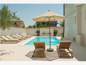 Apartments Bianca Vodice Vodice, Size 50.00 m2, Accommodation with pool, Airline distance to town centre 450 m
