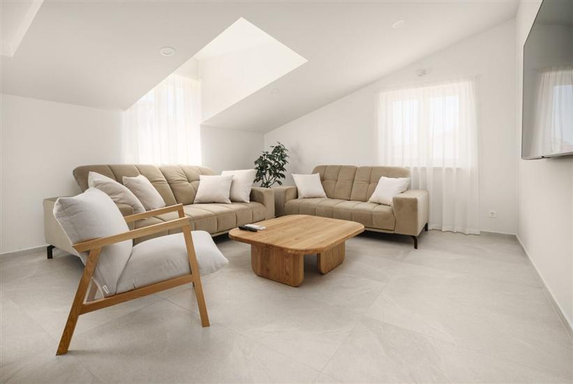 Apartment A3, for 6 persons