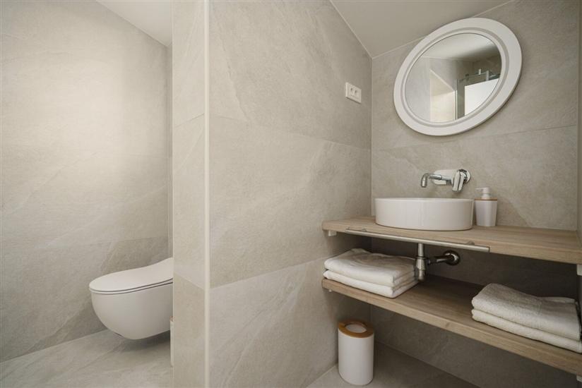 Apartment A3, for 6 persons