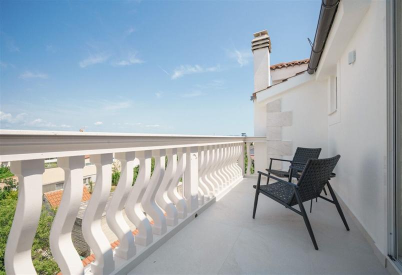 Apartment A3, for 6 persons