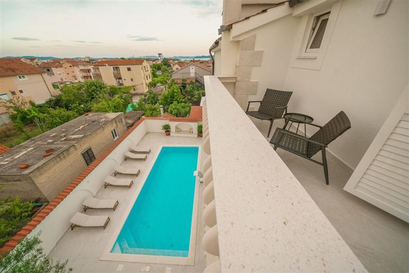 Apartment A3, for 6 persons