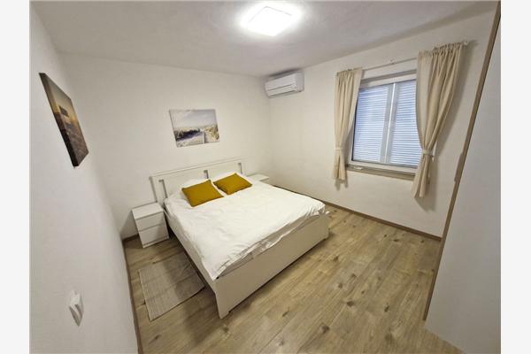 Apartment A1, for 6 persons