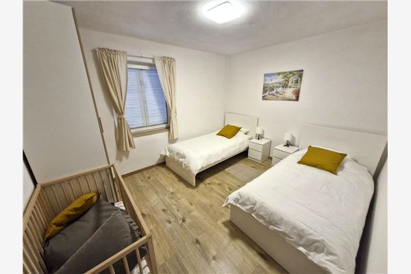 Apartment A1, for 6 persons