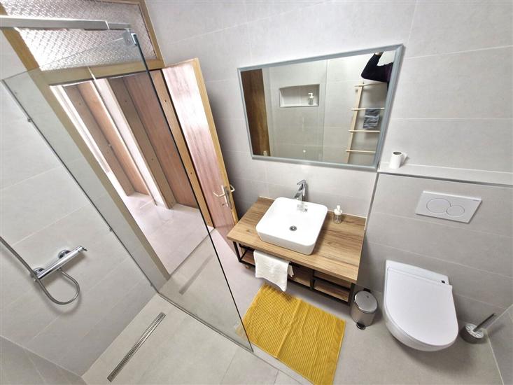 Apartment A1, for 6 persons