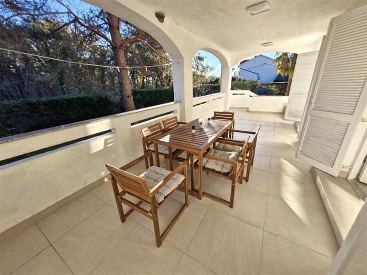 Apartment A1, for 6 persons