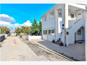 Apartment North Dalmatian islands,BookLadikaFrom 95 €