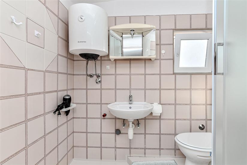 Apartment A2, for 4 persons