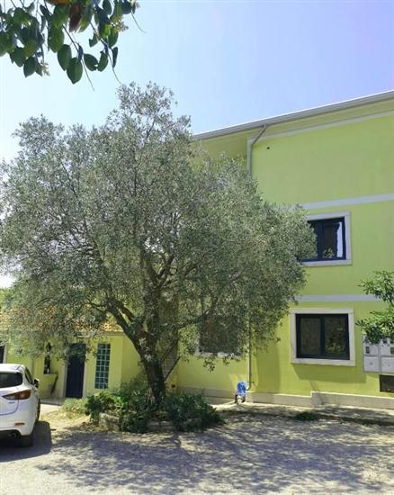 Apartman Adri