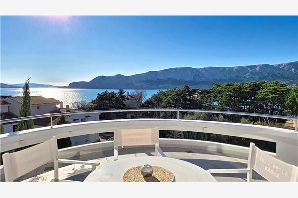 Apartment A6, for 6 persons