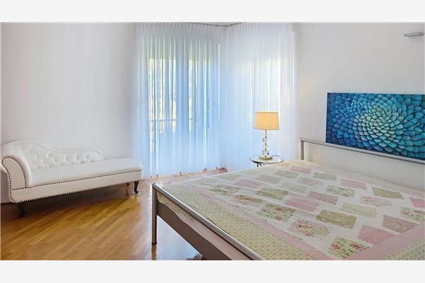 Apartment A6, for 6 persons