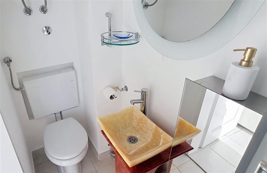 Apartment A6, for 6 persons