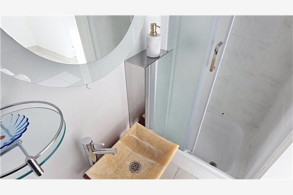 Apartment A6, for 6 persons