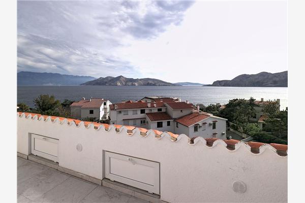 Apartment A6, for 6 persons