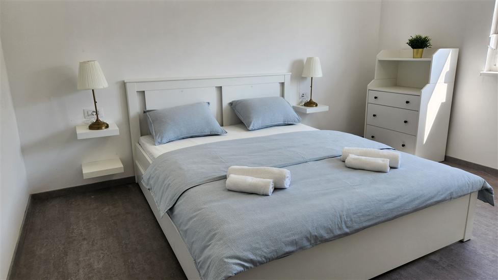 Apartment A1, for 3 persons