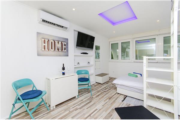 Apartment A1, for 3 persons