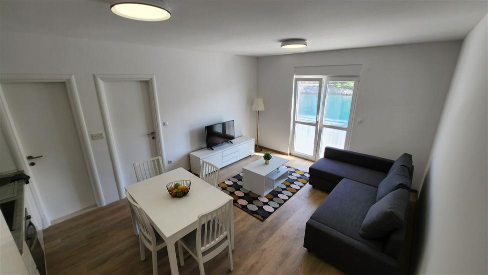 Apartment A2, for 3 persons