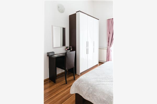 Apartment A4, for 6 persons